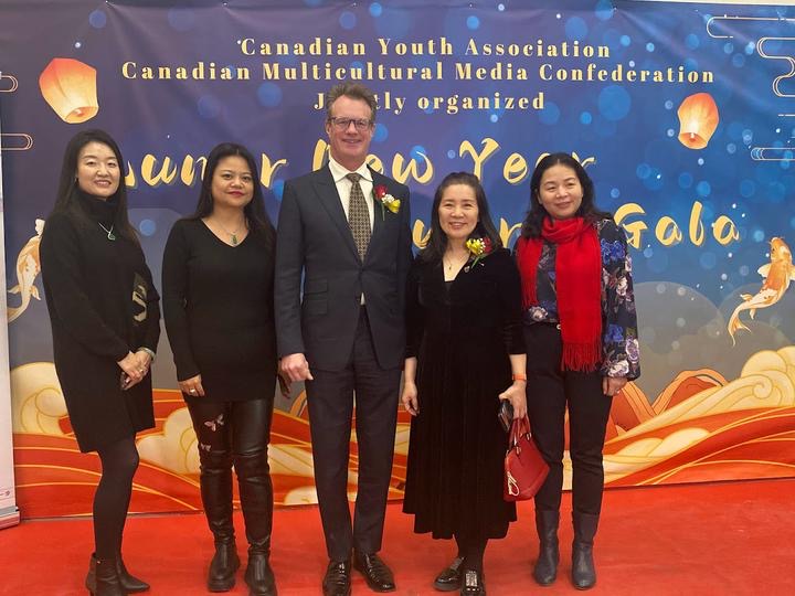 CE9DD988-F644-4082-8C8C-BFB80BDC4694