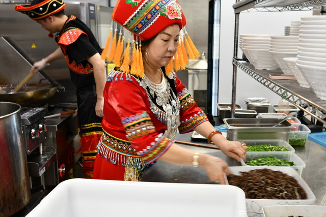 892C9D7B-1C86-49FD-8FBC-8C318E0CE423